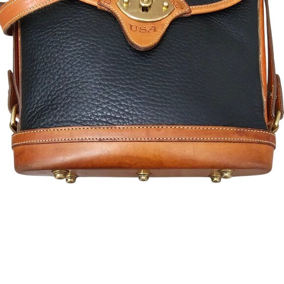 Dooney & Bourke All Weather Leather Spectator Bag Vintage Crossbody Bag - Picture 16 of 16